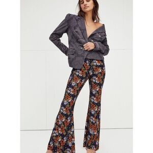 Free People Can't Take My Eyes Off Of You High Rise Floral Flare Pants Small
